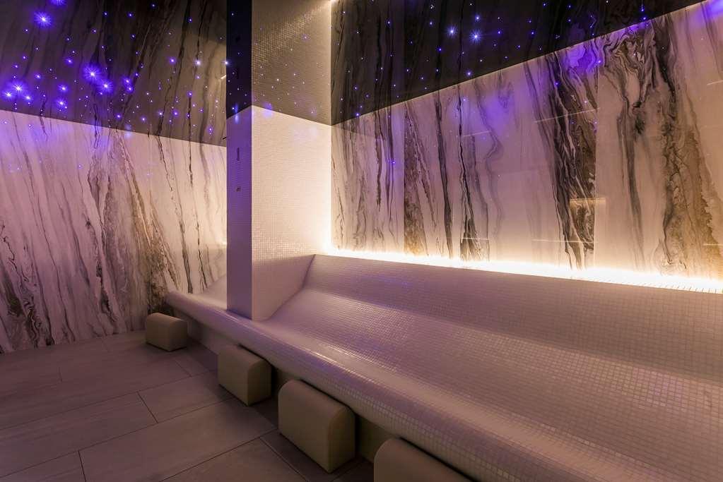 Radisson Blu Hotel. سوبوت المرافق الصورة