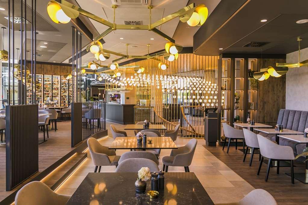 Radisson Blu Hotel. سوبوت المطعم الصورة